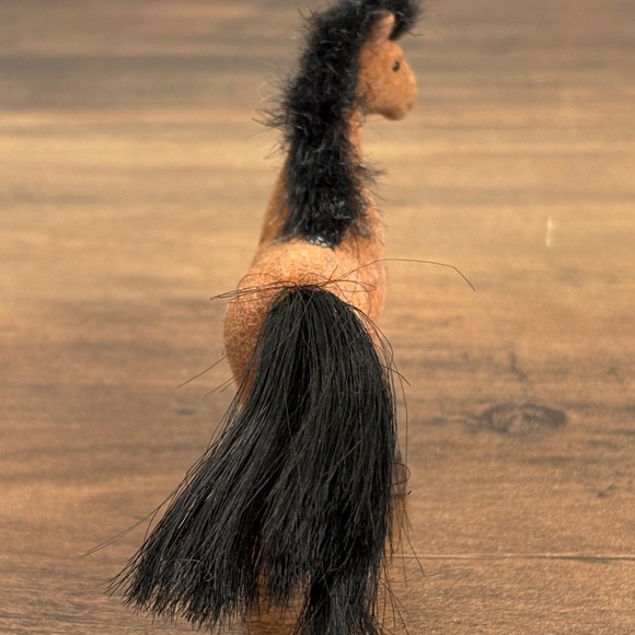 VINTAGE Miniature Toy FLOCKED HORSE Mini Fuzzy Pony Brown 3” Figure Collectible - Picture 4 of 9
